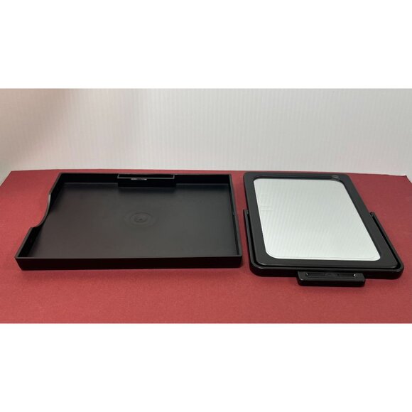 Mary Kay - Travel Set With Folding Mirror And Stand In Zippered Mesh Case - Picture 4 of 12